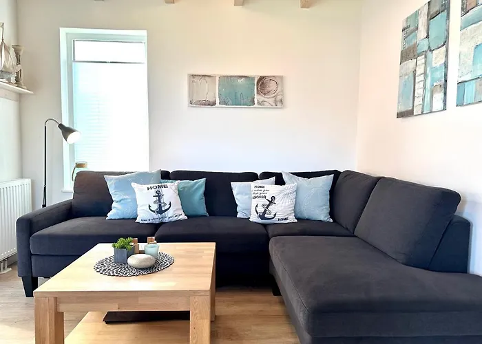 9300 Seerose 7 Süssau